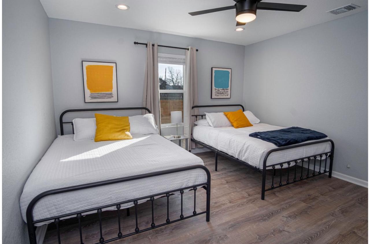 Сasa de vacaciones Adorable 4br 2ba Close To Riverwalk And Downtown *